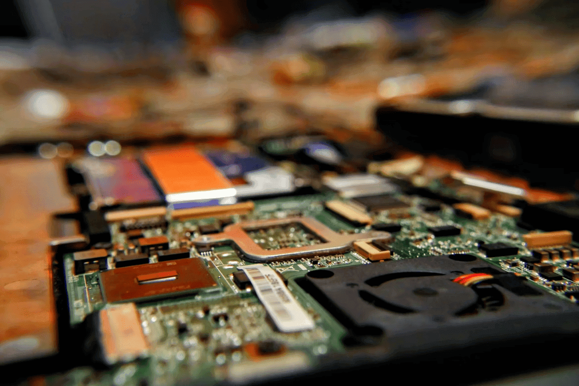 Scalable Engineering for High-Performance Computing Systems